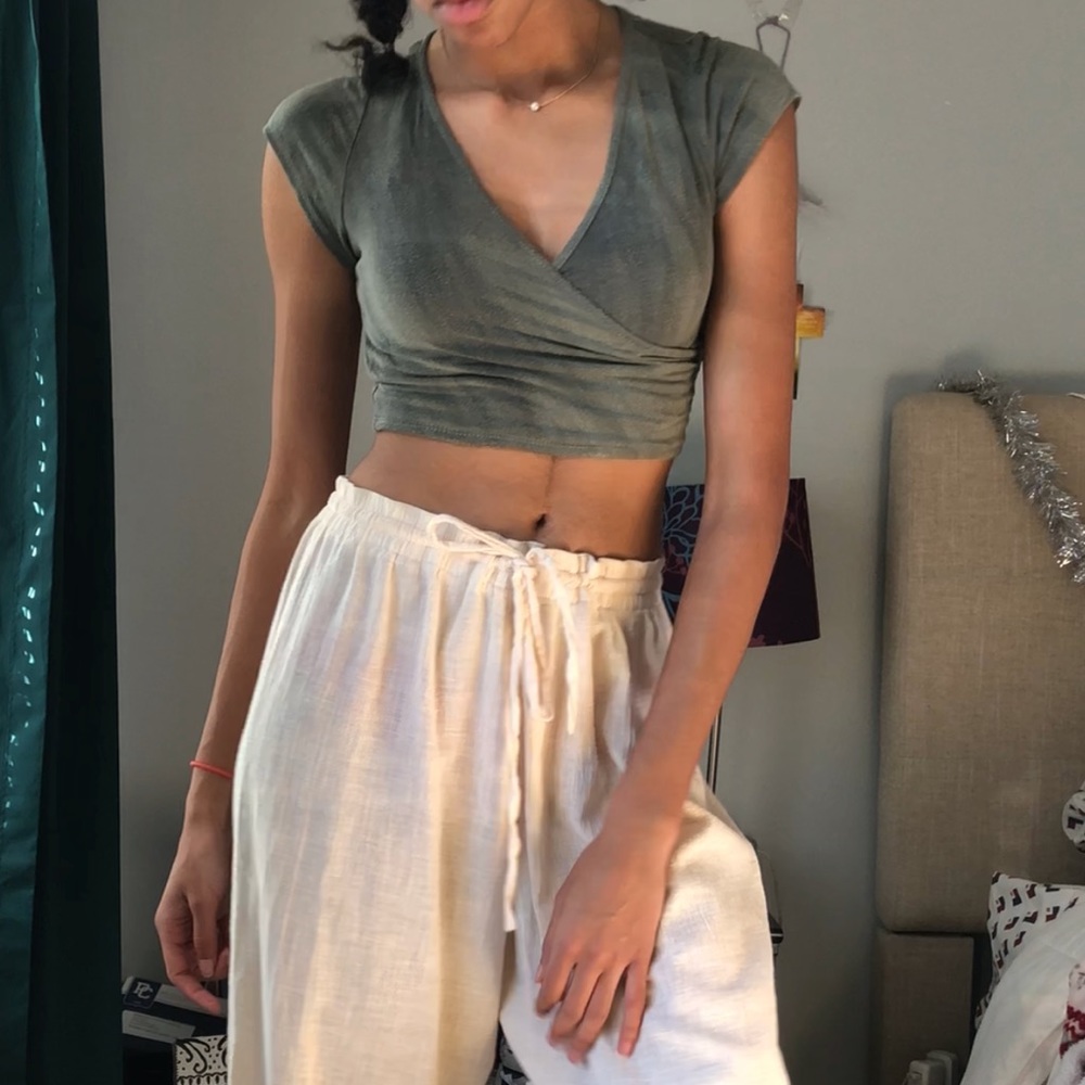 New York & Co Flowy linen pant